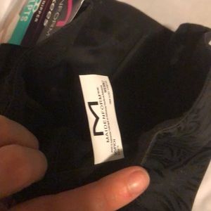 Maidenform Intimates & Sleepwear - Black waist trainer Maidenform Intimates & Sleepwear - Black waist trainer